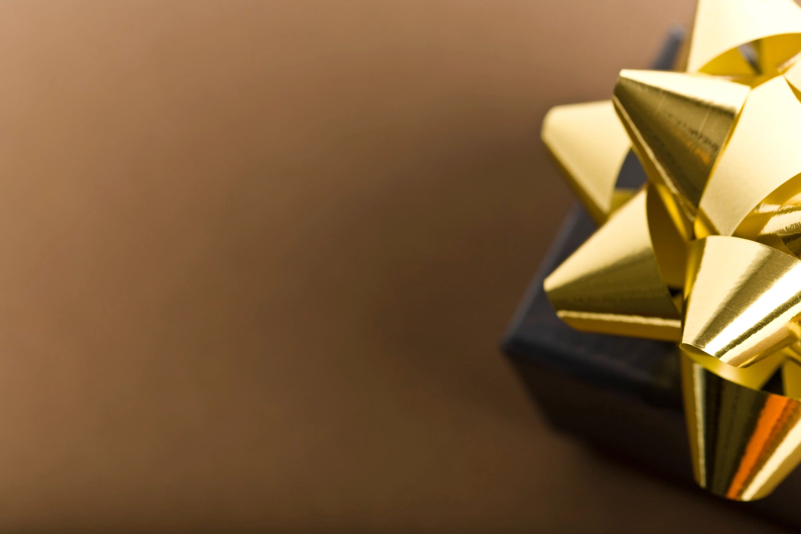 Black and gold luxury gift box packaging